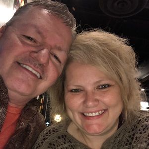 Meet your Posher, Cryssi